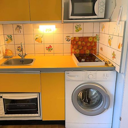 Studio Rdc Avec Piscine, A 600M De La Plage Et A Deux Pas Du Port - Cap D'Agde - Fr-1-249-369 Exteriör bild